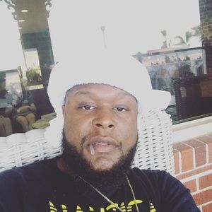 Meet your Posher, Davon